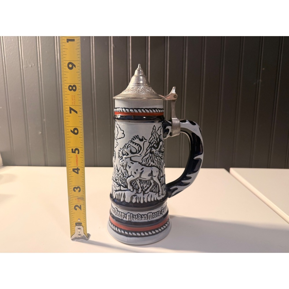 Avon wilderness stein blue